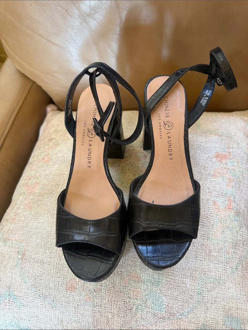 Chinese Laundry Black Croc-Embossed Platform Sandals